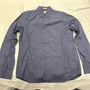 J Crew men’s slim fit blue chambray button down. Medium. Slim. 100% cotton